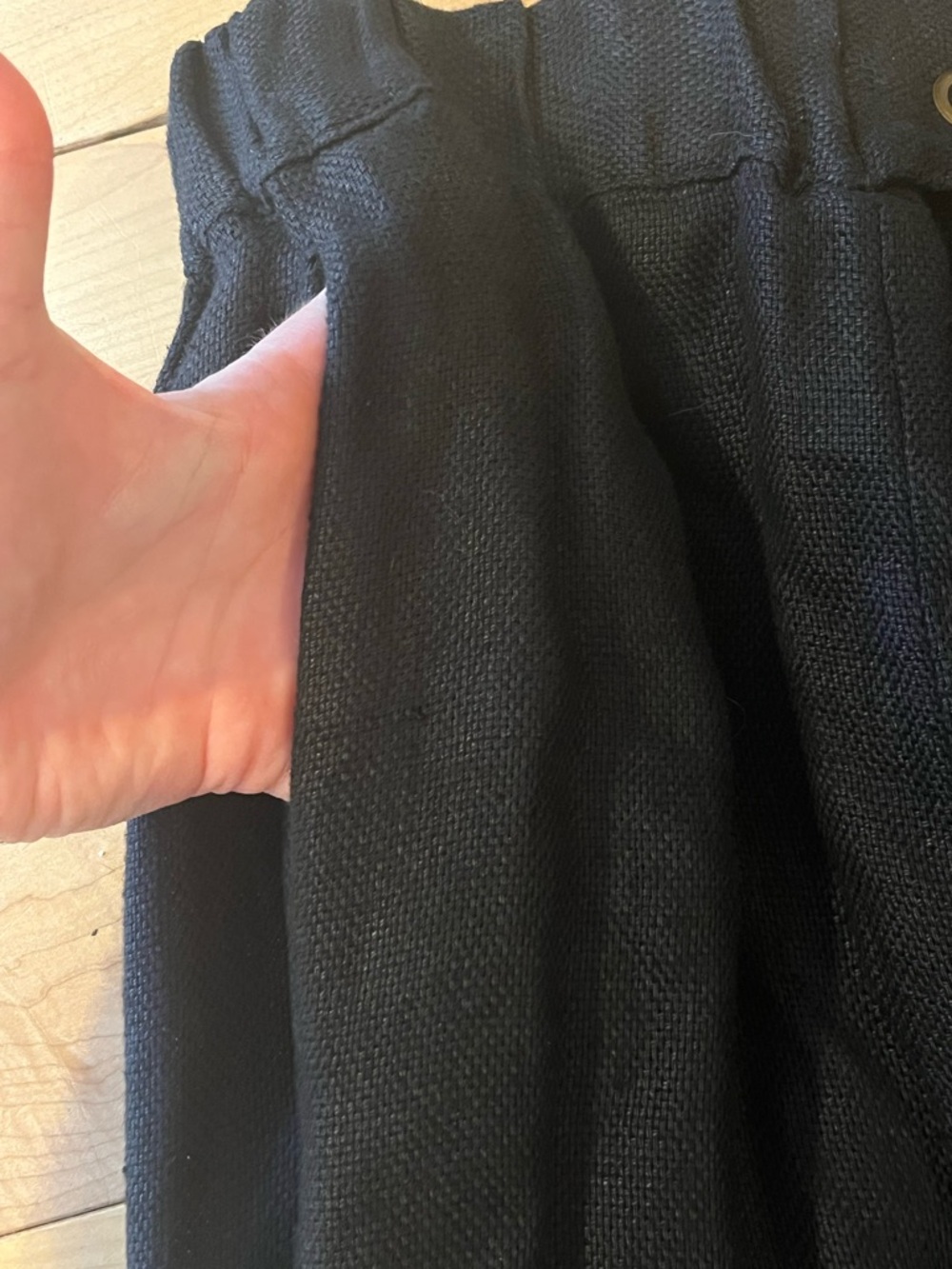 Shack Incorporated Wide Leg Black 100% Linen Pants Adjustable Waist size small - Picture 8 of 9